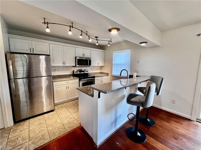 602 Barwick CT, Chesapeake, VA 23320