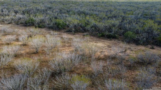 000 Gin, Marion, TX 78124