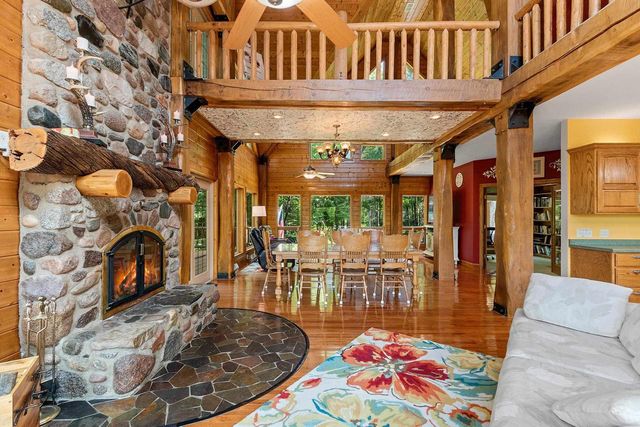 W8310 MEYER LANE, Crivitz, WI 54114