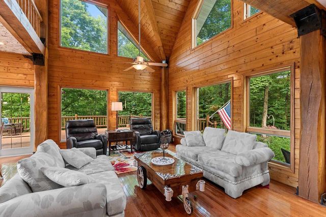 W8310 MEYER LANE, Crivitz, WI 54114