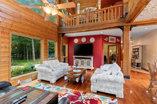 W8310 MEYER LANE, Crivitz, WI 54114