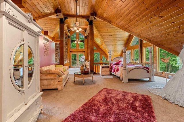 W8310 MEYER LANE, Crivitz, WI 54114