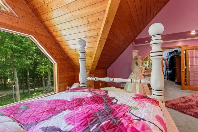 W8310 MEYER LANE, Crivitz, WI 54114