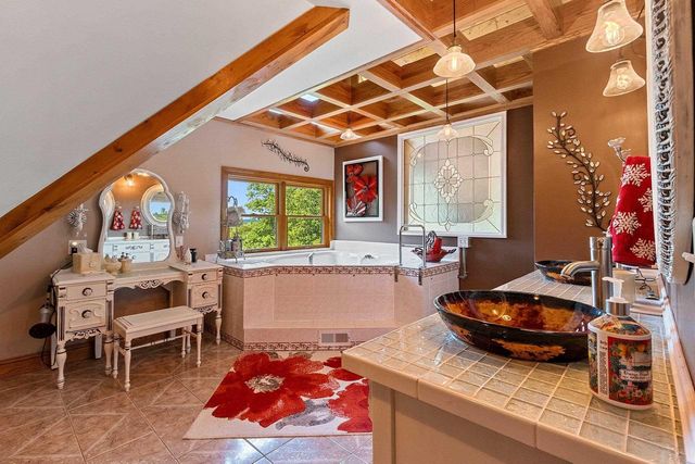 W8310 MEYER LANE, Crivitz, WI 54114