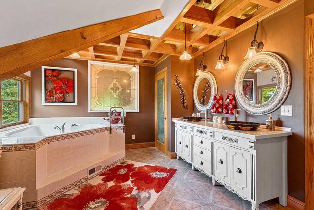 W8310 MEYER LANE, Crivitz, WI 54114