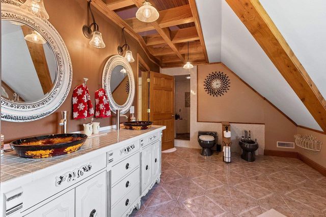 W8310 MEYER LANE, Crivitz, WI 54114