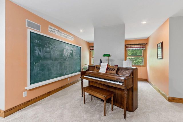 W8310 MEYER LANE, Crivitz, WI 54114