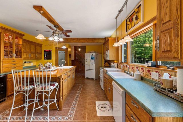 W8310 MEYER LANE, Crivitz, WI 54114