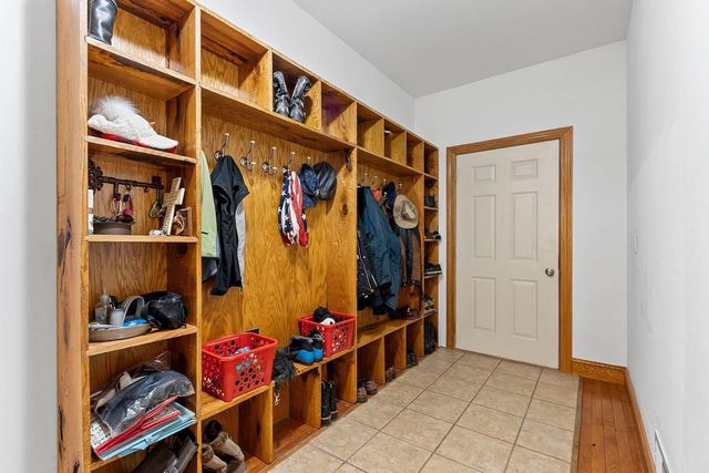 W8310 MEYER LANE, Crivitz, WI 54114