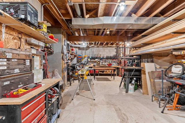 W8310 MEYER LANE, Crivitz, WI 54114