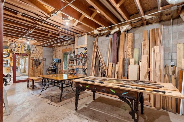 W8310 MEYER LANE, Crivitz, WI 54114