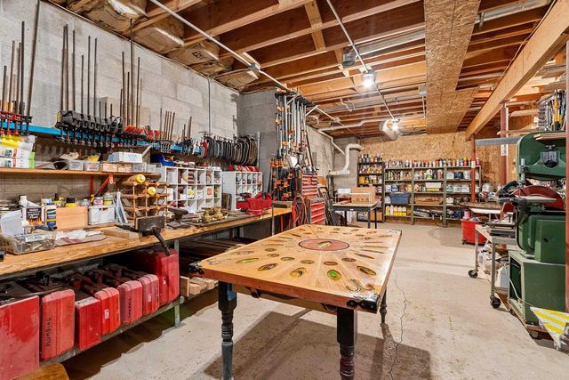 W8310 MEYER LANE, Crivitz, WI 54114