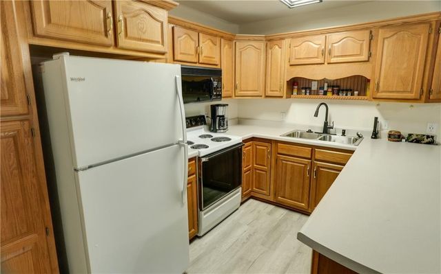 665 Whitehall School Road, Sunrise Beach, MO 65079