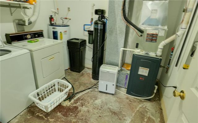 665 Whitehall School Road, Sunrise Beach, MO 65079