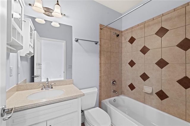 105 Chablis Ct, Braselton, GA 30517