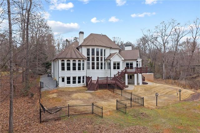 105 Chablis Ct, Braselton, GA 30517