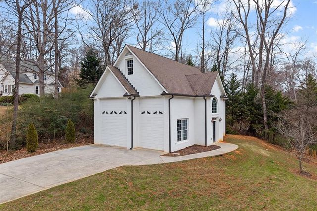 105 Chablis Ct, Braselton, GA 30517