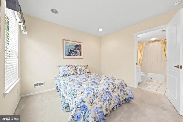 38 PITMAN PL, Sewell, NJ 08080