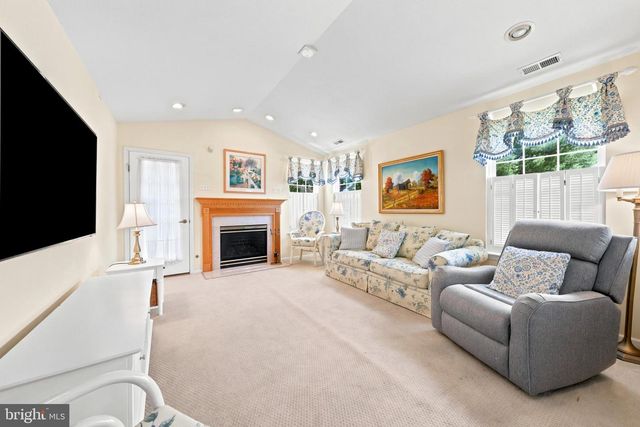 38 PITMAN PL, Sewell, NJ 08080