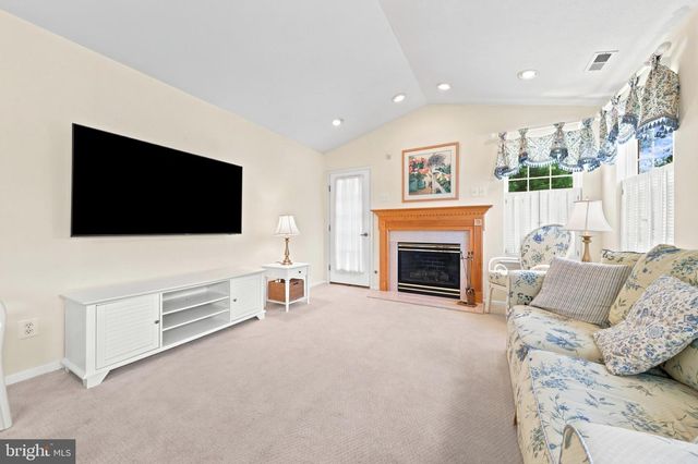 38 PITMAN PL, Sewell, NJ 08080