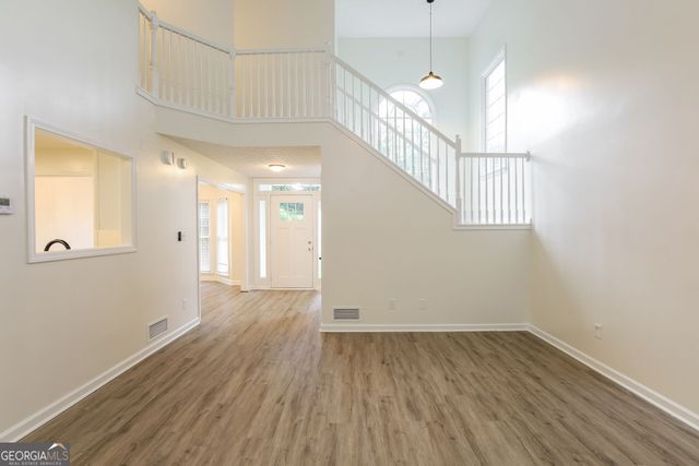 85 Valleyside Drive S, Dallas, GA 30157