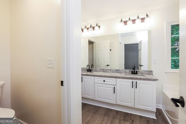 85 Valleyside Drive S, Dallas, GA 30157