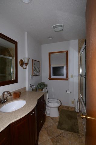 5415 S Nicolet DRIVE, New Berlin, WI 53151