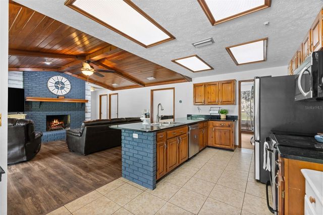 4605 POST HOUSE DRIVE, Plant City, FL 33565
