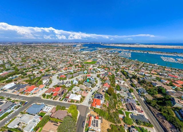 3222 Hill Street, San Diego, CA 92106