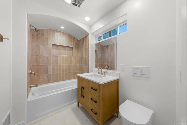 3222 Hill Street, San Diego, CA 92106