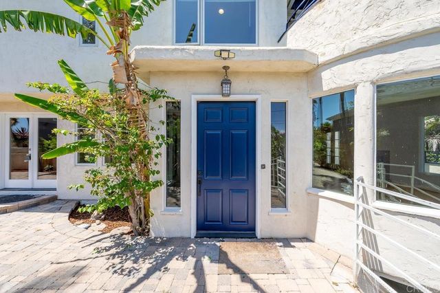3222 Hill Street, San Diego, CA 92106