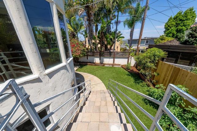3222 Hill Street, San Diego, CA 92106