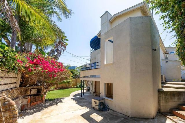 3222 Hill Street, San Diego, CA 92106