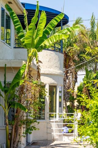 3222 Hill Street, San Diego, CA 92106