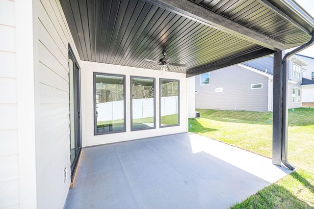 4901 WHISPER CT, Columbia, MO 65203