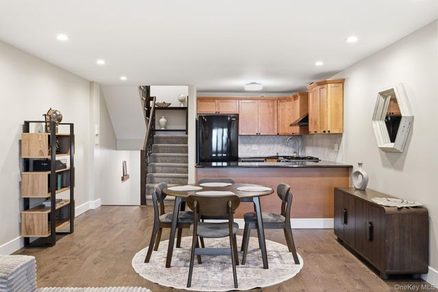 8462 Austin Street C3, Kew Gardens, NY 11415