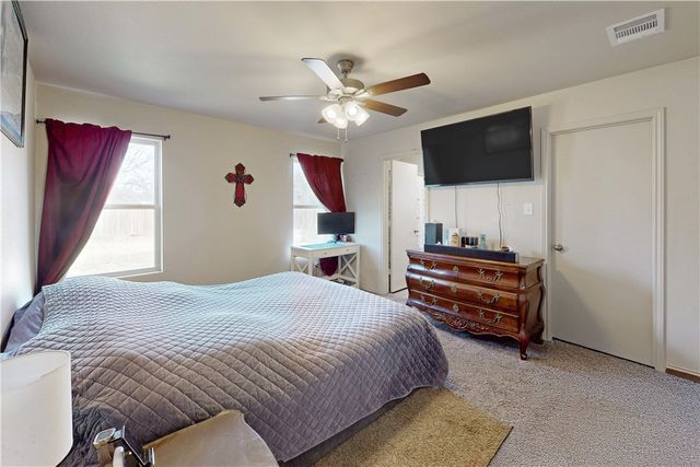 2145 Heritage Meadow Lane, Bryan, TX 77803