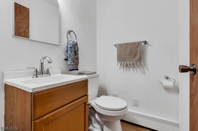 40 Kingsland Rd, West Milford Twp., NJ 07421