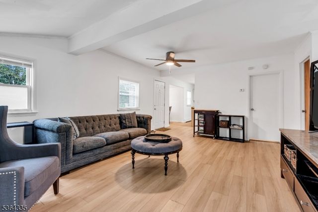 40 Kingsland Rd, West Milford Twp., NJ 07421