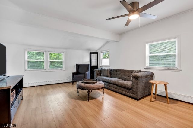 40 Kingsland Rd, West Milford Twp., NJ 07421