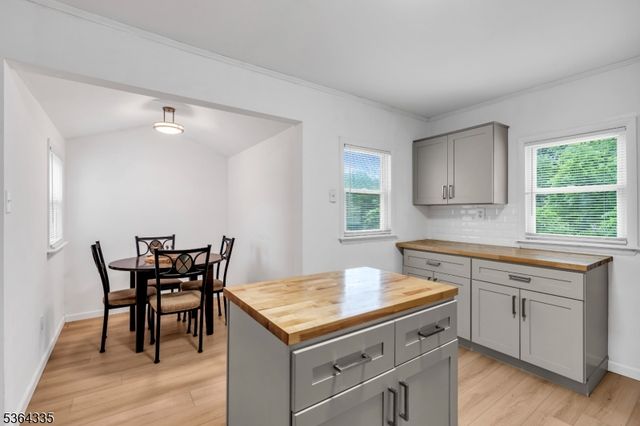 40 Kingsland Rd, West Milford Twp., NJ 07421