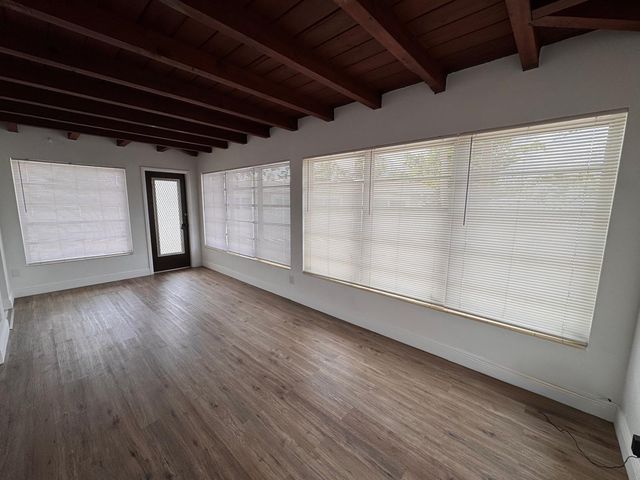 11 NW 56th Street, Oakland Park, FL 33309