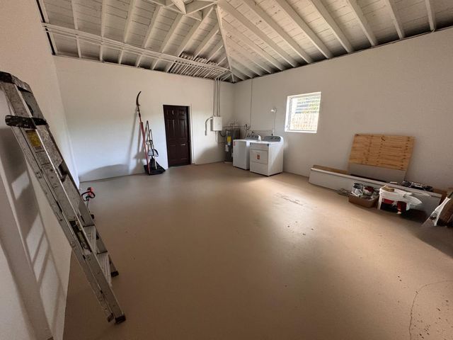 11 NW 56th Street, Oakland Park, FL 33309