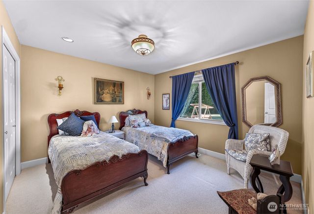 15403 NE 144th Place, Woodinville, WA 98072