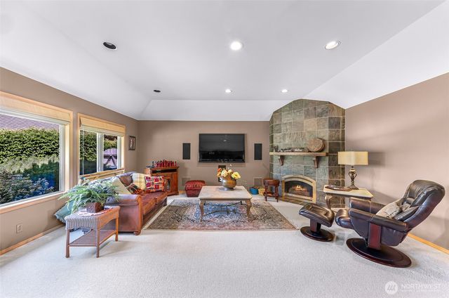 15403 NE 144th Place, Woodinville, WA 98072