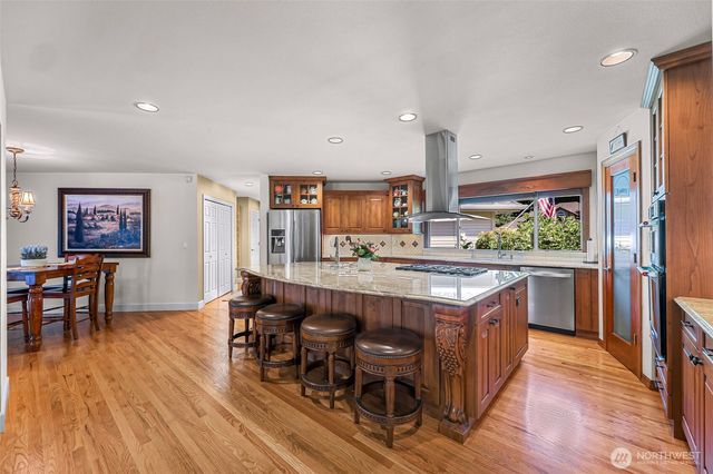 15403 NE 144th Place, Woodinville, WA 98072