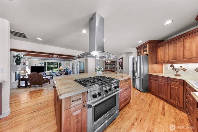 15403 NE 144th Place, Woodinville, WA 98072