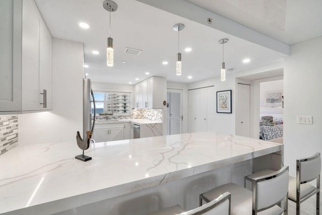 3224 S Ocean Boulevard 615-B, Highland Beach, FL 33487