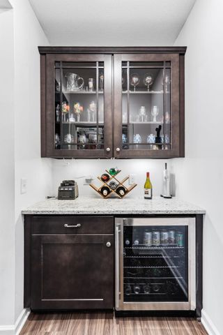 4648 Benjamin Place, Woodbury, MN 55129