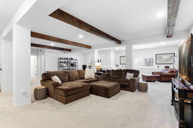 4648 Benjamin Place, Woodbury, MN 55129